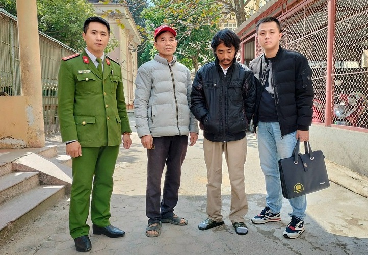 Người dân gửi thư cảm ơn Công an xã Hữu Bằng (huyện Kiến Thuỵ)